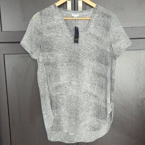 Dynamite Oversized Black & Gray Blouse with Short Sleeves - Small NWT